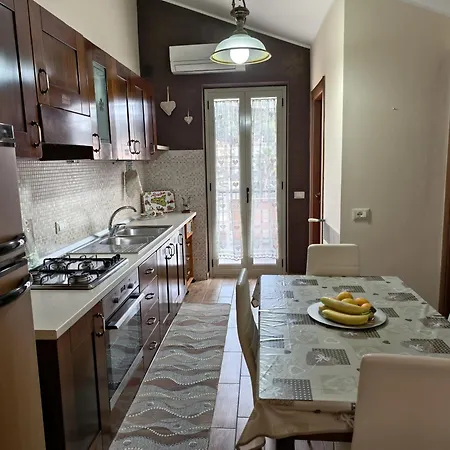 Casa Rosy Sicilia Апартаменты Броло